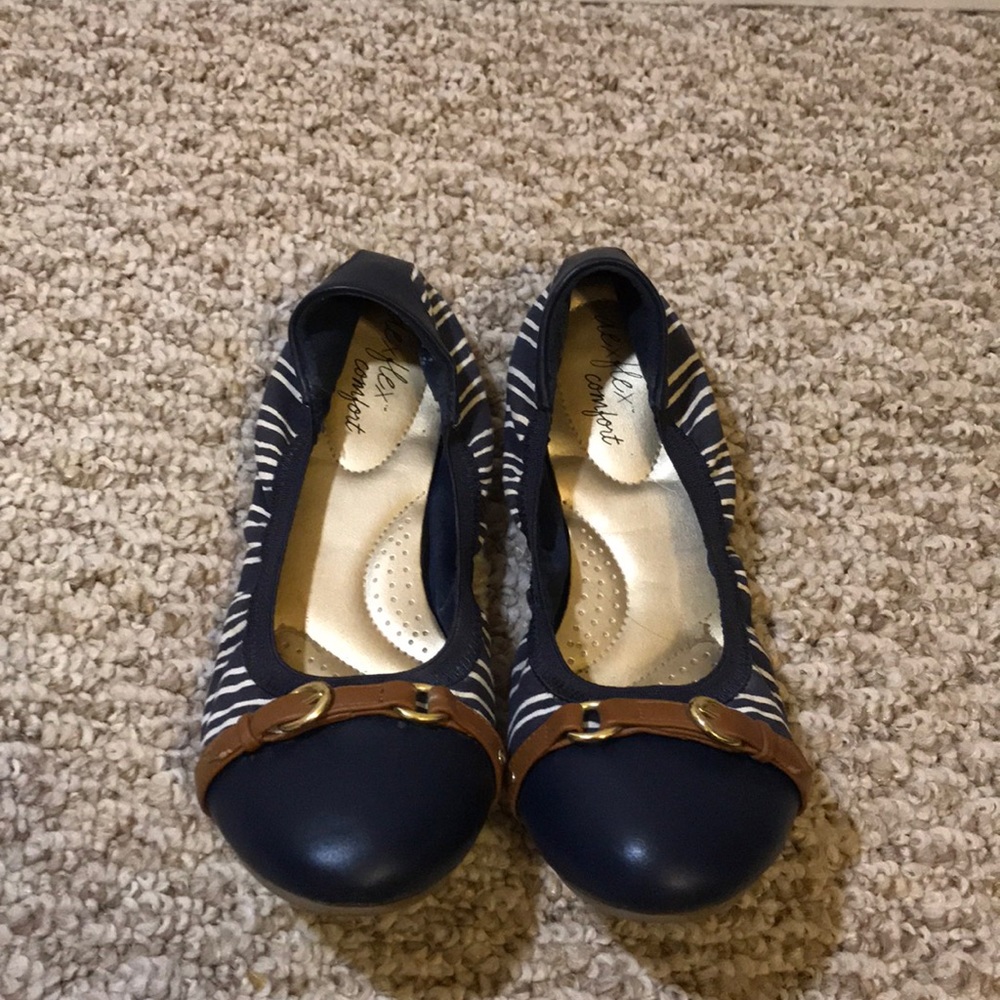 Navy flats